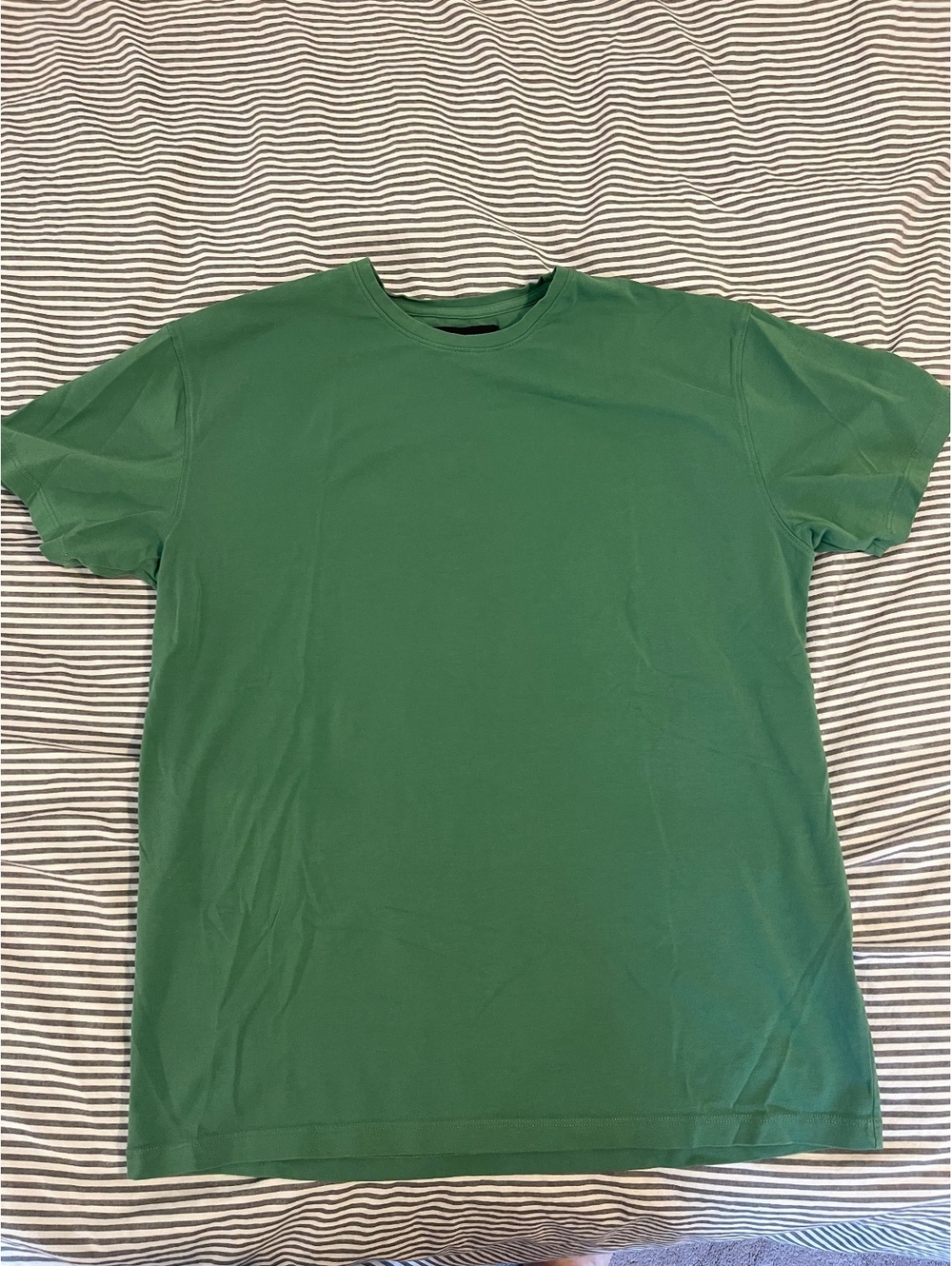 Green Allen Edmonds short sleeve T-shirt